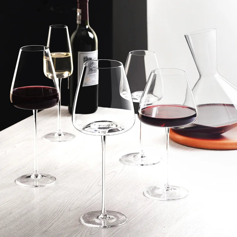 Sett med 2, 4 og 6 Håndlagde Krystallvins- og Champagneglass - 4 Størrelser | Luvikno