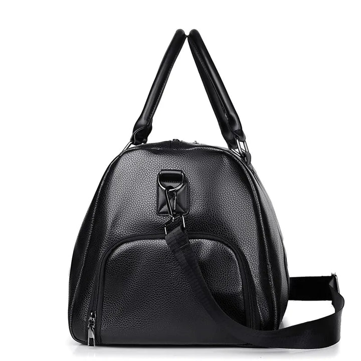 Luvikno | Reiseveske Ravemo Roadster | Retro sportveske laget av vanntett PU | 44×33×21 cm | For korte turer, trening & motorsykkelkjøring
