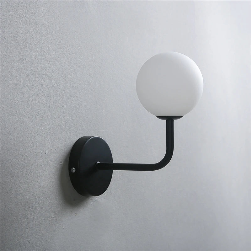 Elegant vegglampe for stilfull belysning | Luvikno