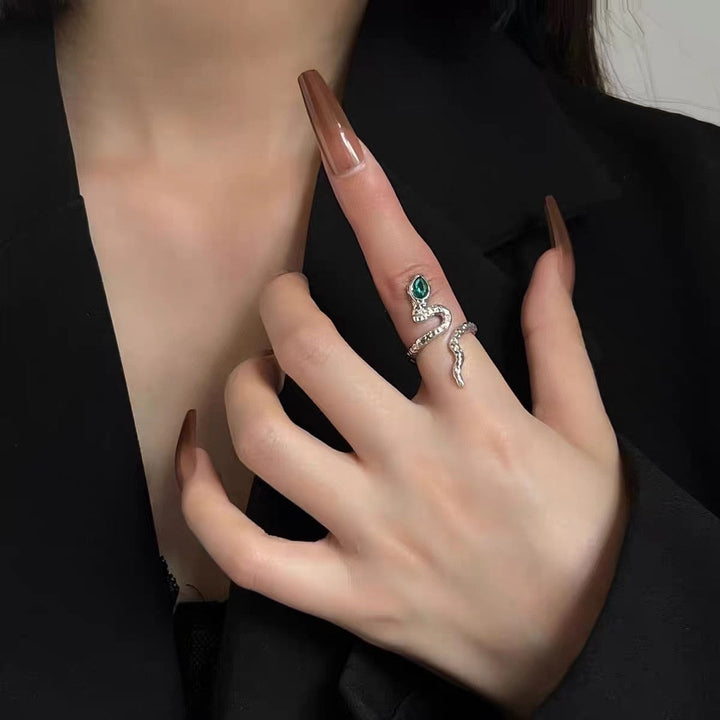 Slangring | Spesiell og Elegant Design Luvikno