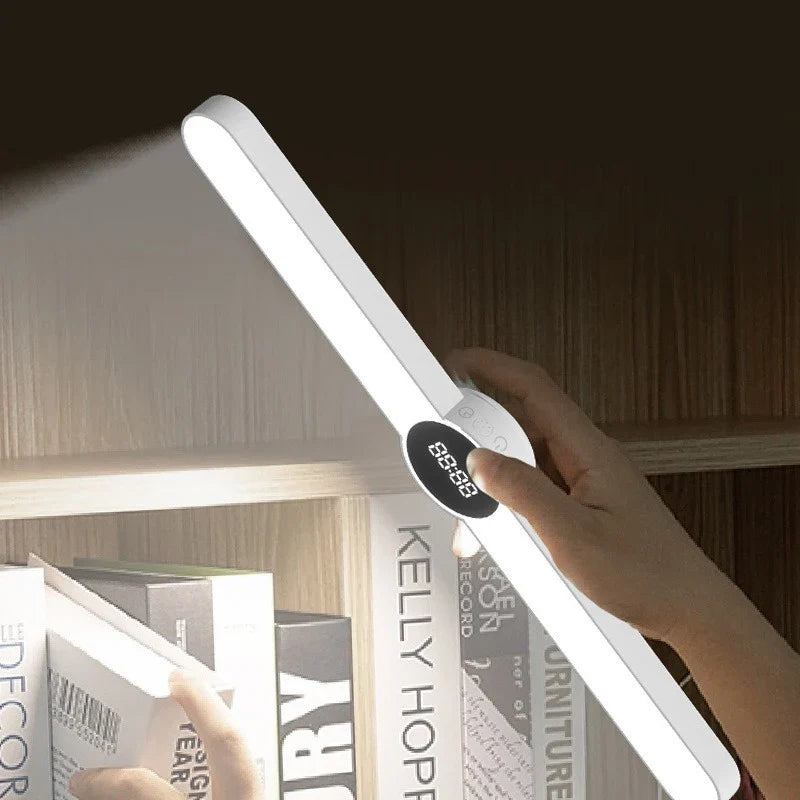 Luvikno | LED Skrivebord Lampe ClarioMag | Med Klokke & Alarm | Magnetisk & USB Oppladbar | Trinnløst Dimmbar | 35 cm