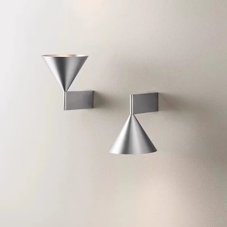 Elegant nordisk konformet vegglampe for moderne interiører Luvikno