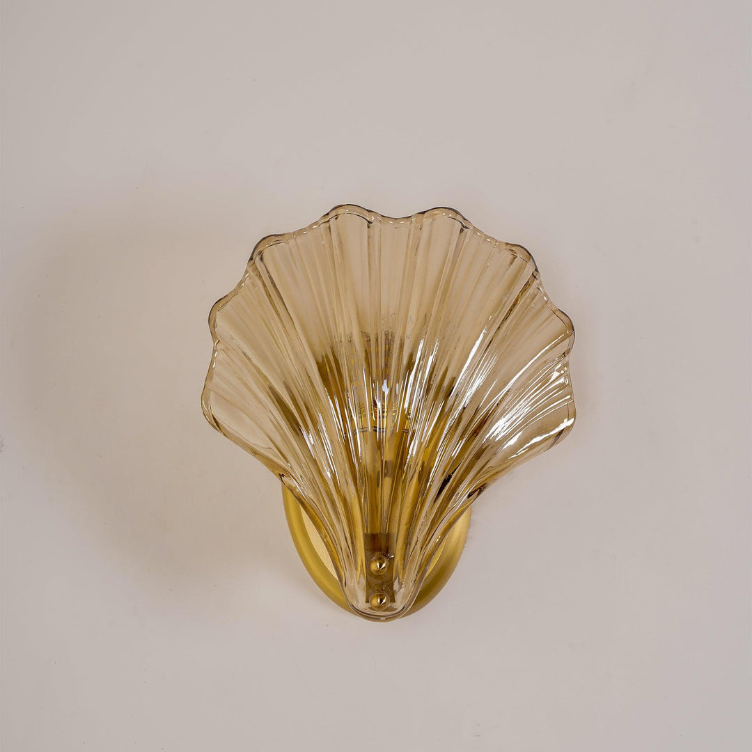 Shell vegglampe - Bring maritim eleganse inn i hjemmet | Luvikno
