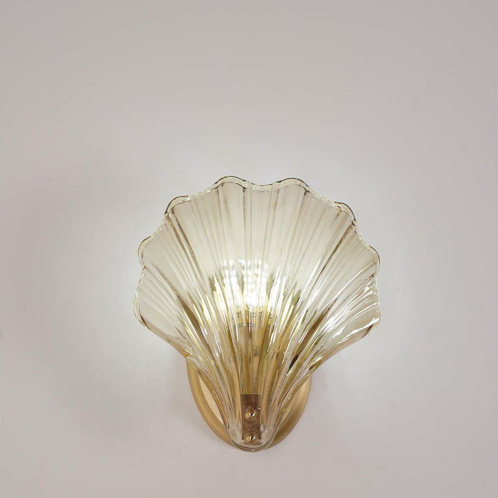 Shell vegglampe - Bring maritim eleganse inn i hjemmet | Luvikno