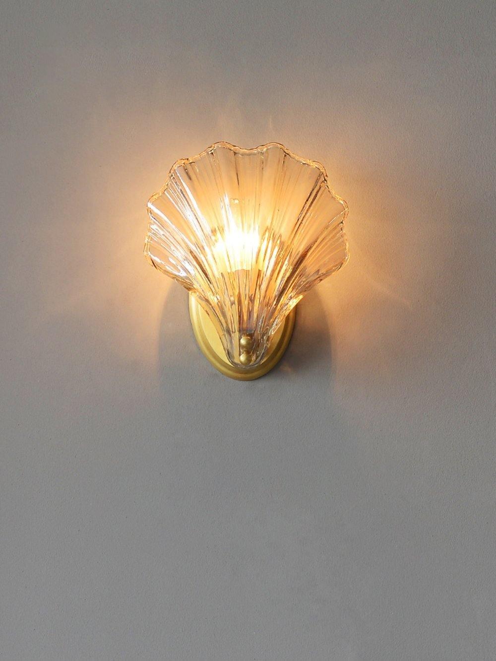 Shell vegglampe - Bring maritim eleganse inn i hjemmet | Luvikno