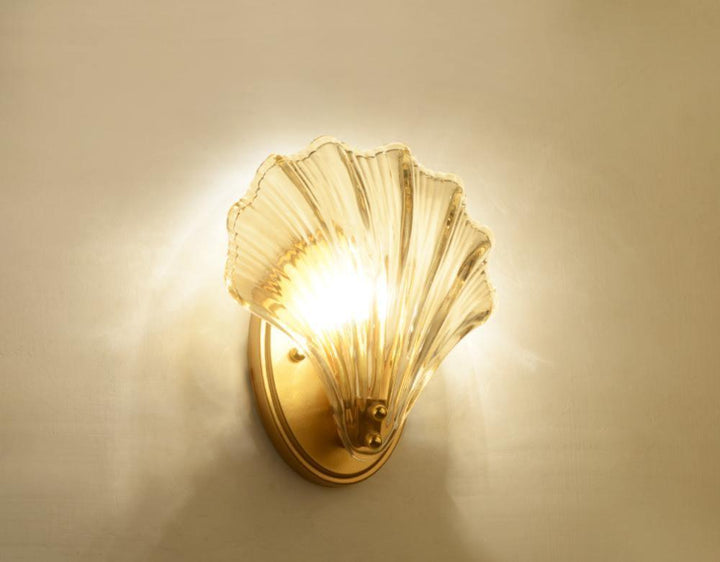 Shell vegglampe - Bring maritim eleganse inn i hjemmet | Luvikno