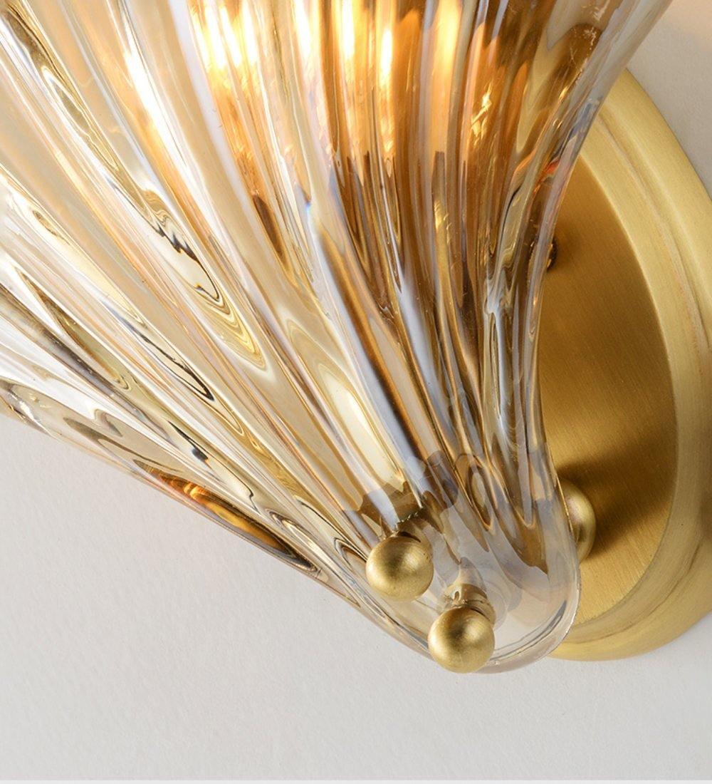 Shell vegglampe - Bring maritim eleganse inn i hjemmet | Luvikno