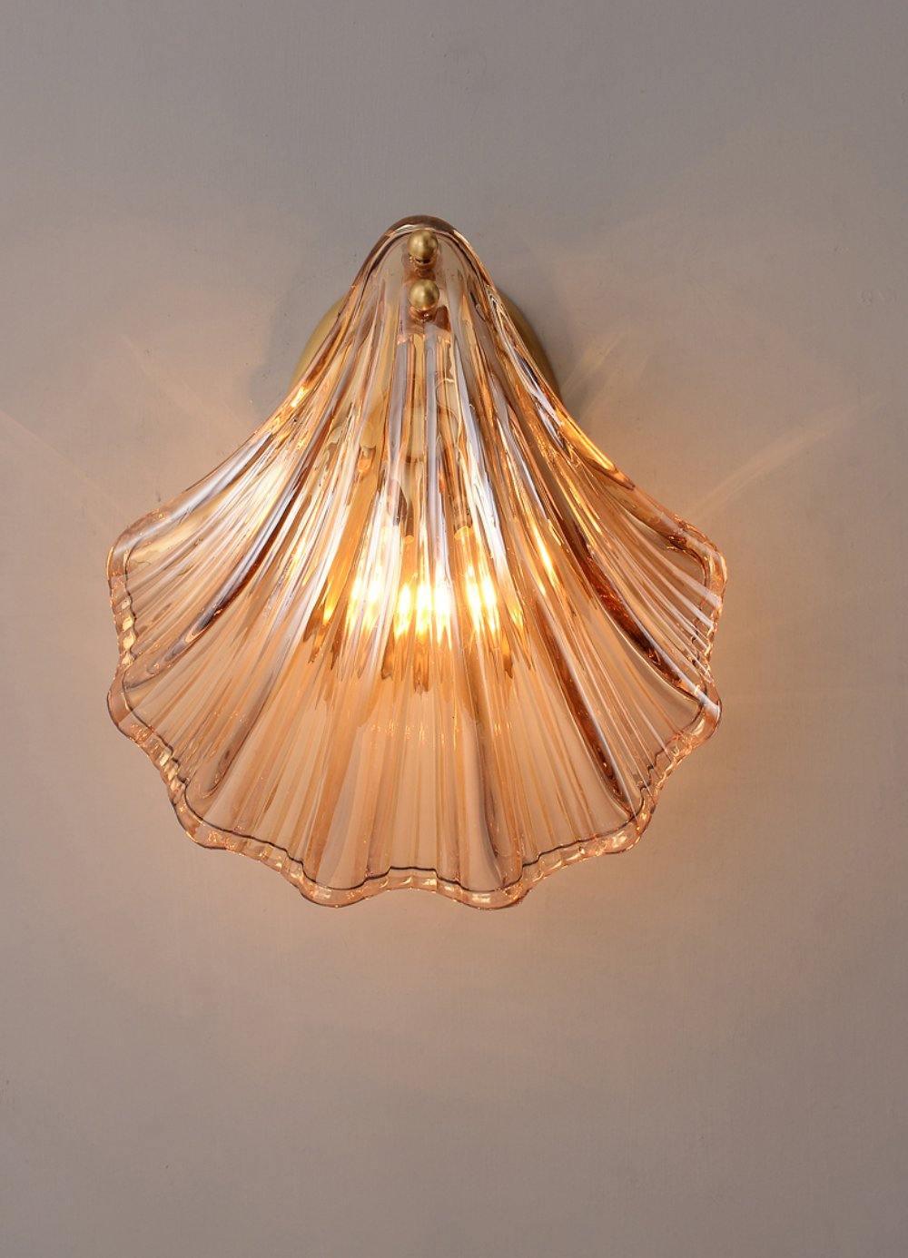 Shell vegglampe - Bring maritim eleganse inn i hjemmet | Luvikno