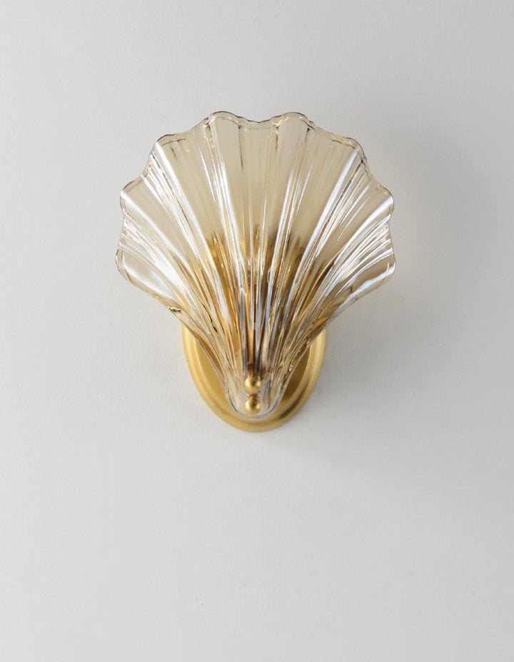 Shell vegglampe - Bring maritim eleganse inn i hjemmet | Luvikno