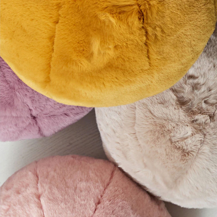 Short Fur Ball Pute | Luvikno