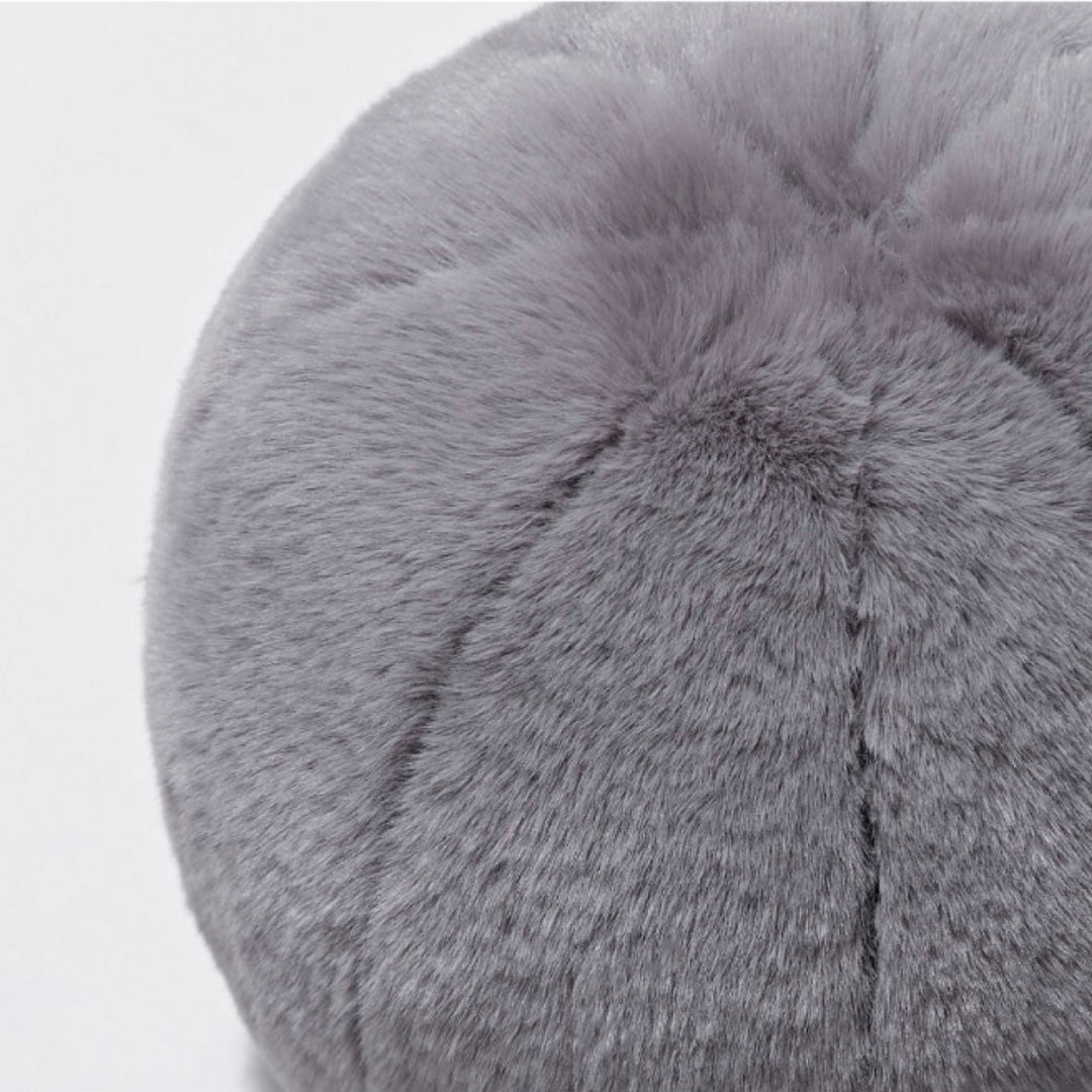 Short Fur Ball Pute | Luvikno