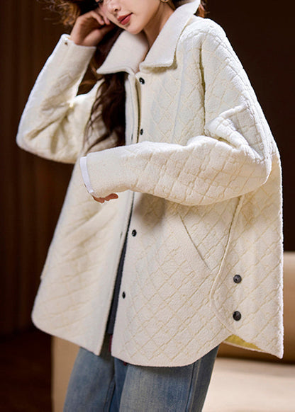 Luvik | Vaaleat villatakit napilla