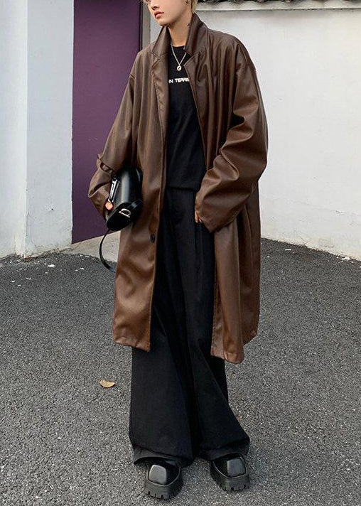 Luvik | Peter Pan kauluksen ruskea nappi tekonahkainen takki miehille