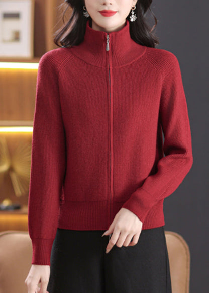 Luvik | Yksivärinen punainen neulottu puuvillatakki, jossa on lyhyet lanternimaiset hihat