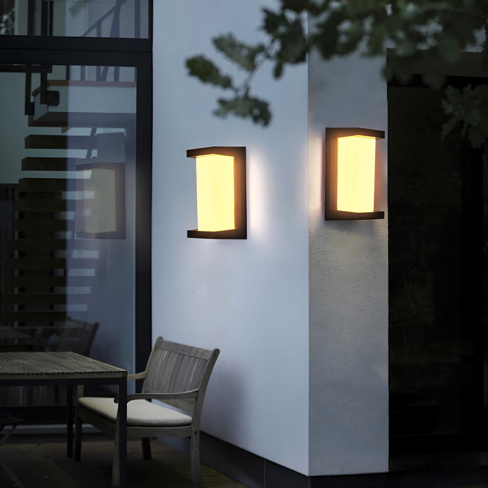 Smart utendørs vegglampe med bevegelsessensor – LED-belysning for sikkerhet og atmosfære | Luvikno