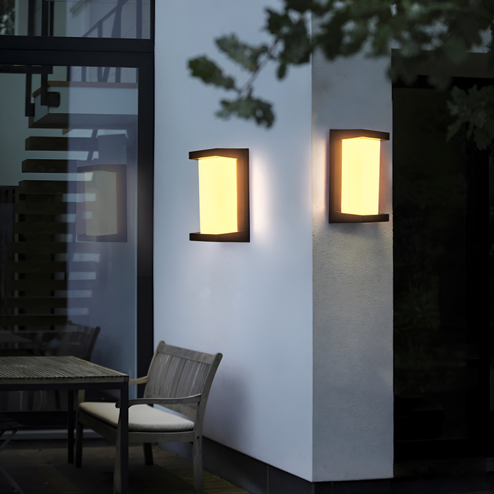 Smart utendørs vegglampe med bevegelsessensor – LED-belysning for sikkerhet og atmosfære | Luvikno
