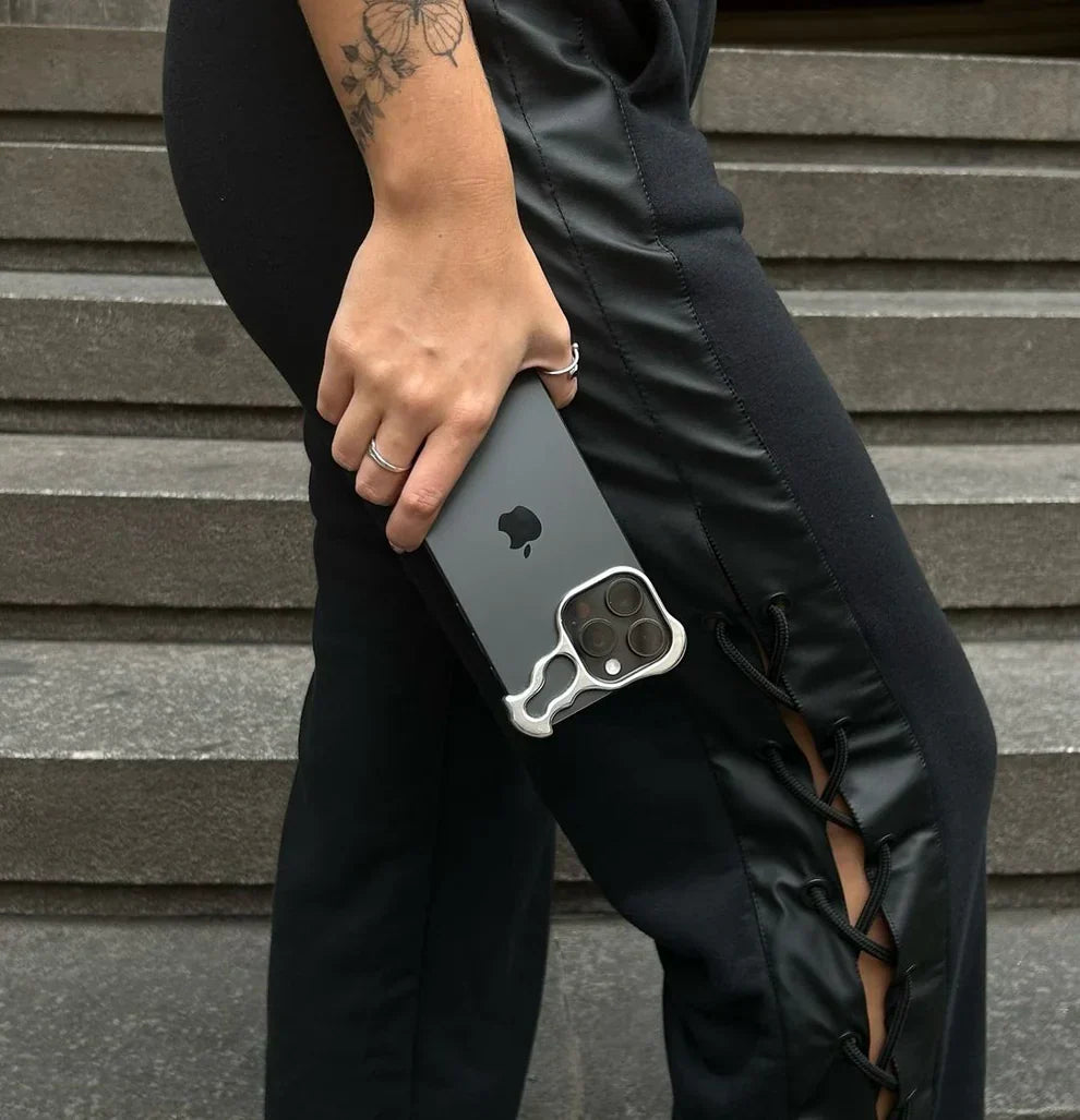 TitanShield Case - Stilig Beskyttelse for iPhone Kanter Luvikno