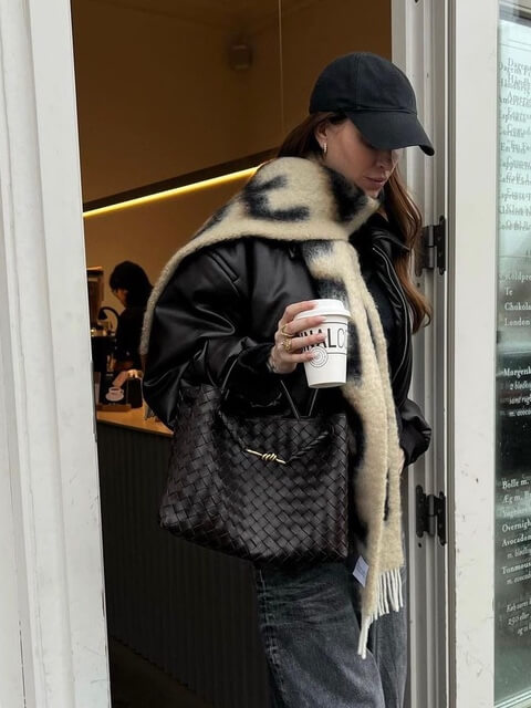 Luvik | Kudottu laukku kahvalla