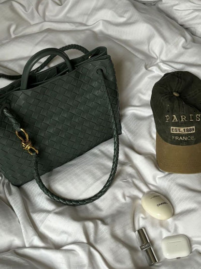 Luvik | Kudottu laukku kahvalla