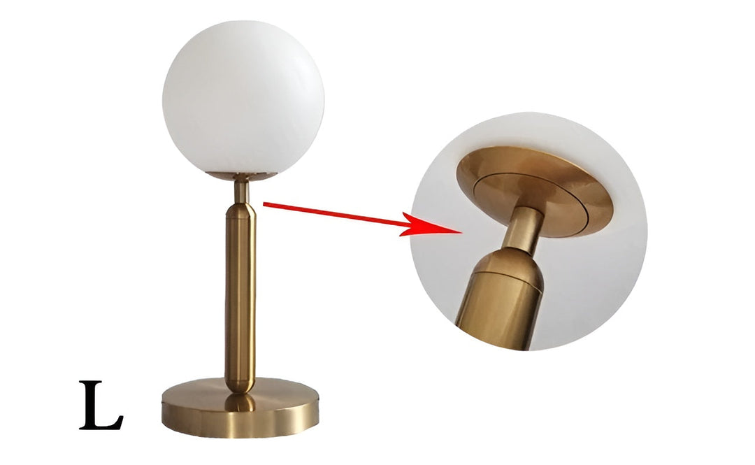 Luvikno | SphereShine Luxe Bordlampe i Glass & Messing – Eleganse og LED