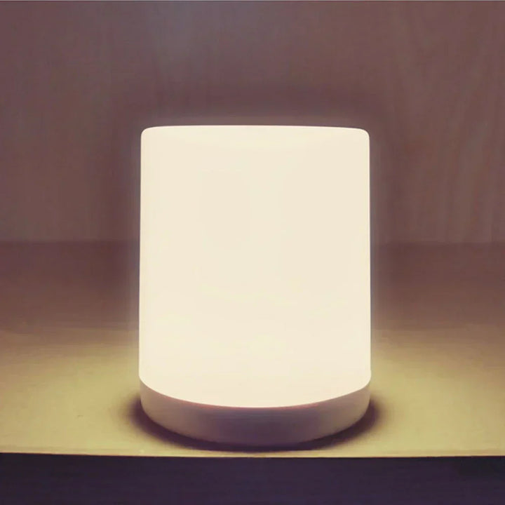 Dimmbar LED Bordlampe med USB-port - GlowEase | Luvikno