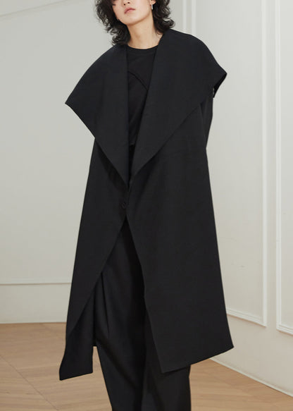 Luvik | Peter Pan kauluksessa musta trench-coat maxi taskuilla