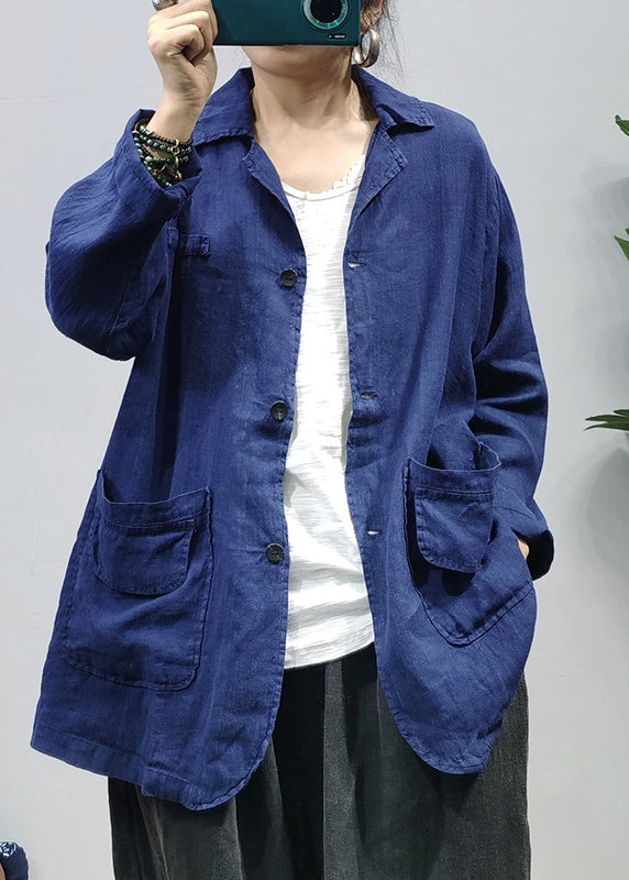 Luvik | Sininen pellavainen takki Peter Pan -kauluksella nappien ja pitkien hihojen kanssa