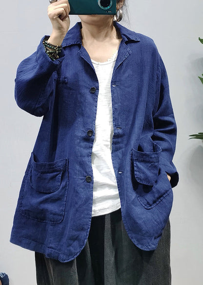 Luvik | Sininen pellavainen takki Peter Pan -kauluksella nappien ja pitkien hihojen kanssa