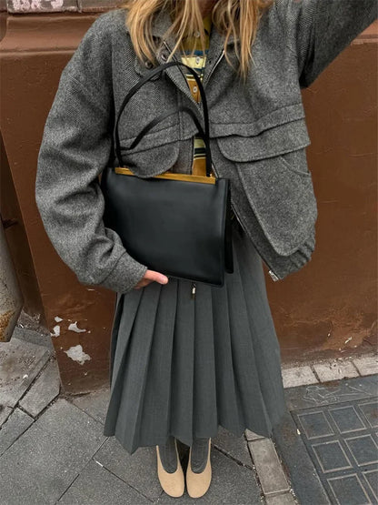 Luvik | Syksytakki - Tyylikäs ja Mukava Takki Korkealla Vyötäröllä ja Vetoketjulla Viileämmille Päiville