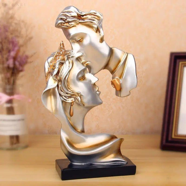 Sweet Kiss - Panneklem-kysende Kjærlighetspar Statue | Luvikno