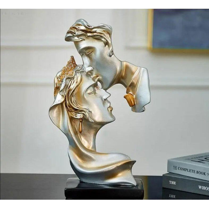 Sweet Kiss - Panneklem-kysende Kjærlighetspar Statue | Luvikno