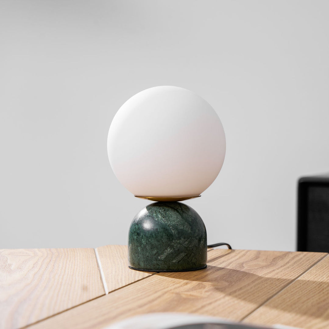 Marmor Orb Bordlampe | Luvikno