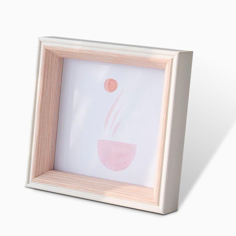 ElegantFrame – Luksus Bildekjede med Gylden Kant Luvikno