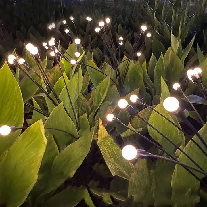 Solcelledrevet Firefly Hagebelysning - Trehodet LED-lampe for utendørs | Luvikno