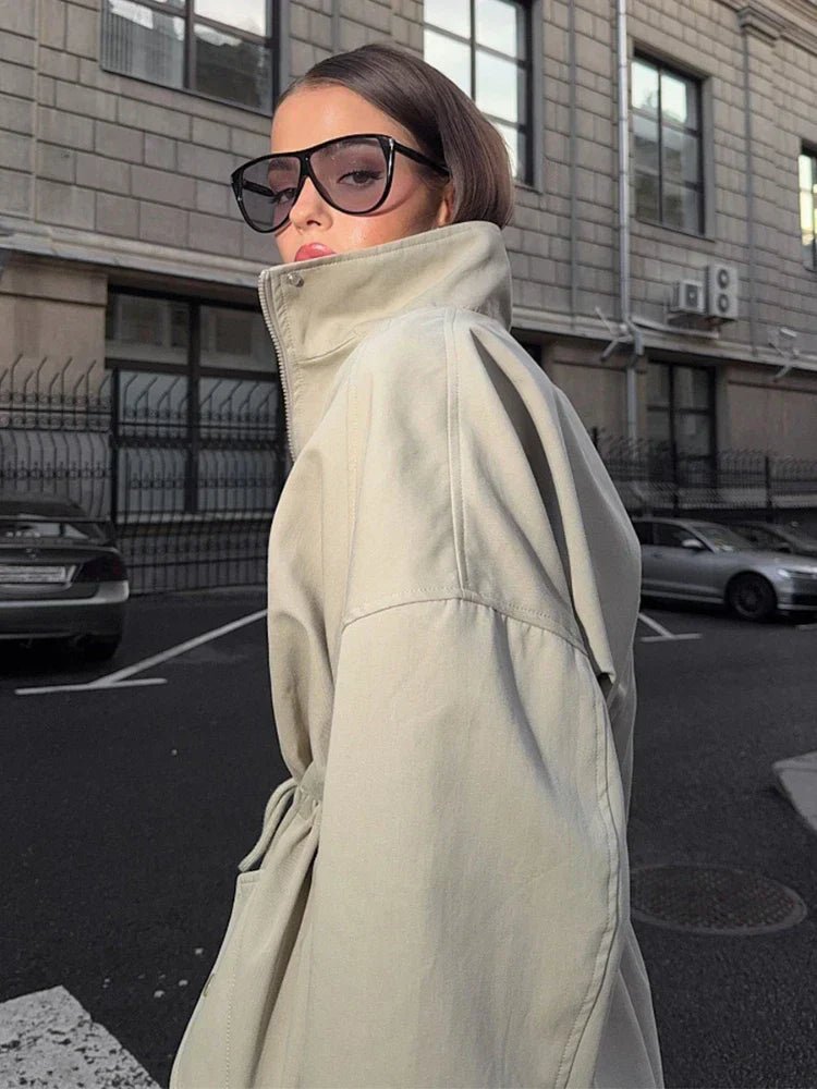 Luvik | Trench-coat - Elegant og Komfortabel jakke med belte og Klassisk krage for høsten