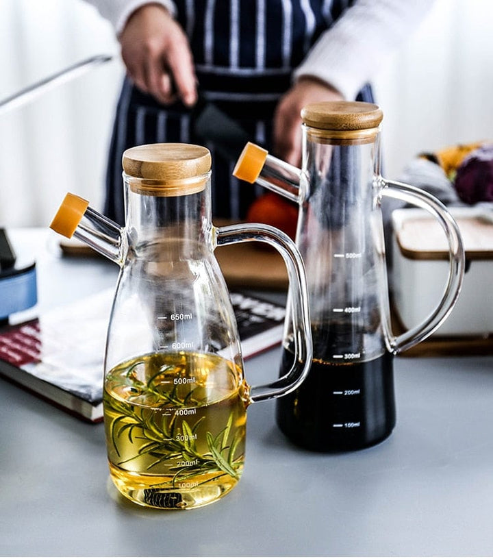 Transparent glass oil bottle with handle Luvikno