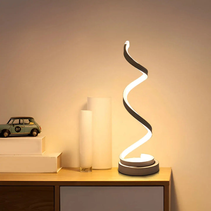 Luvikno | Elegant Spiral Glow LED Skrivebordslampe – Energi Effektiv, Bærekraftig & Øyevennlig Design