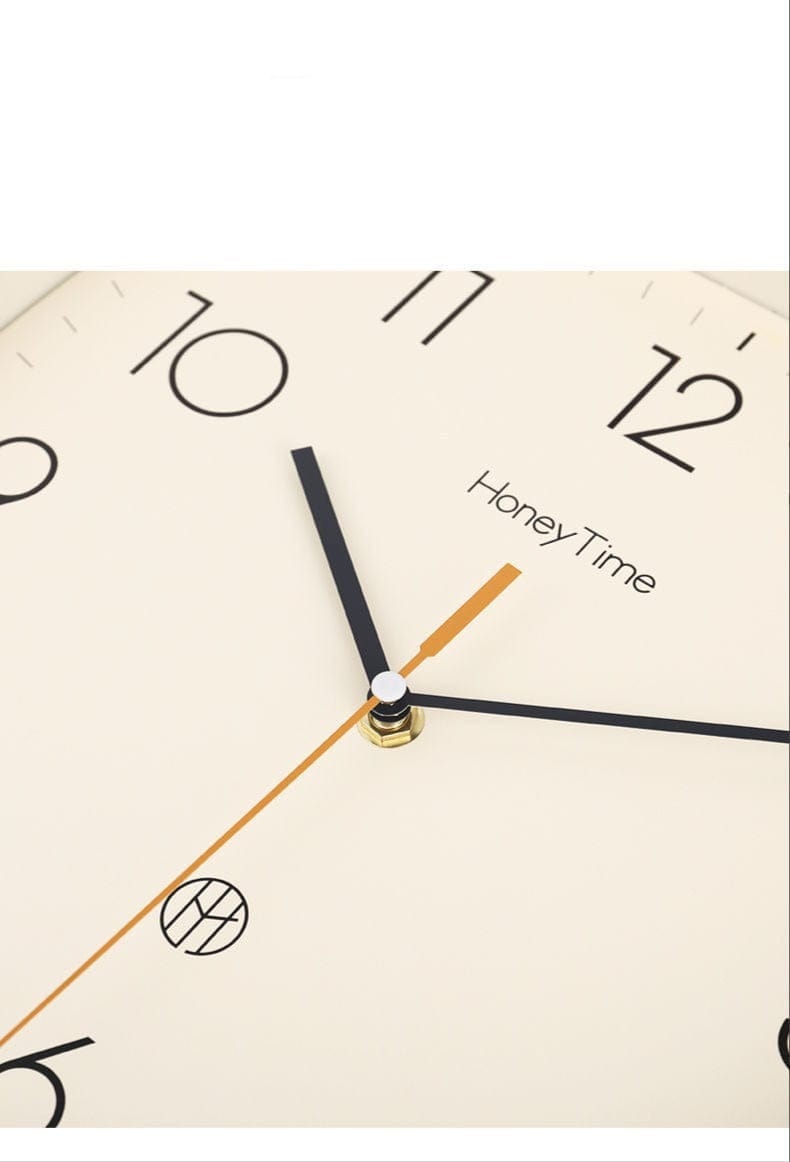 Ultra Silent Square Clock Luvikno