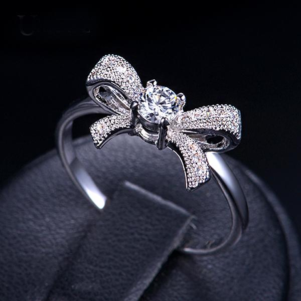 Swiss Crystal Bow Ring | Luvikno