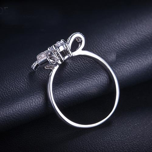 Swiss Crystal Bow Ring | Luvikno