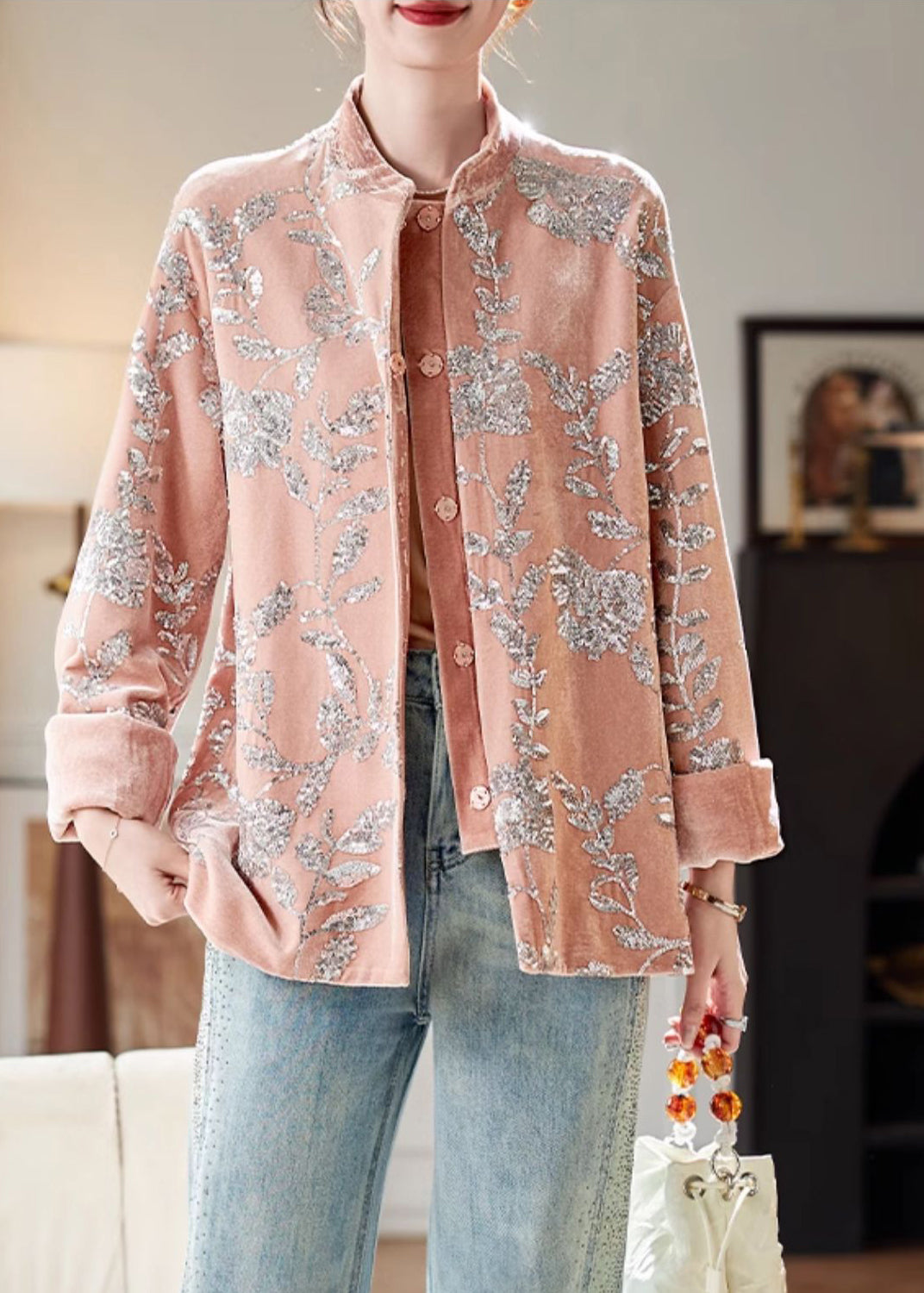 Luvik | Langermet jakke i silkevelour med lys rosa strass