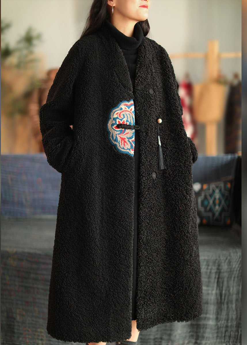 Luvik | Vuorelliset punaiset villasta tikatut talvitakit