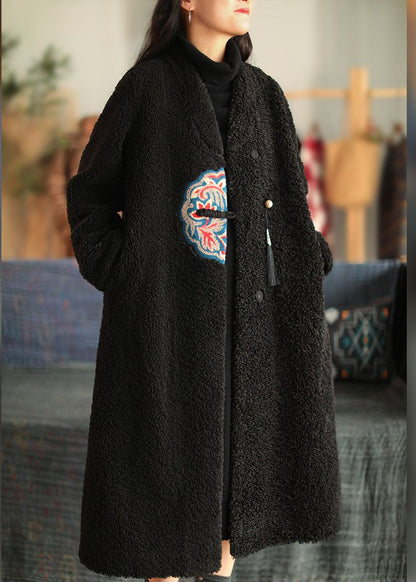 Luvik | Vuorelliset punaiset villasta tikatut talvitakit