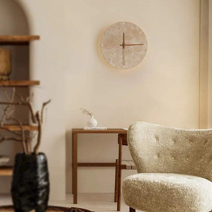 Travertine Veggklokke med LED Lys – Minimalistisk & Dekorativ | Høy- Kvalitets Naturlig Stein Klokke | Luvikno