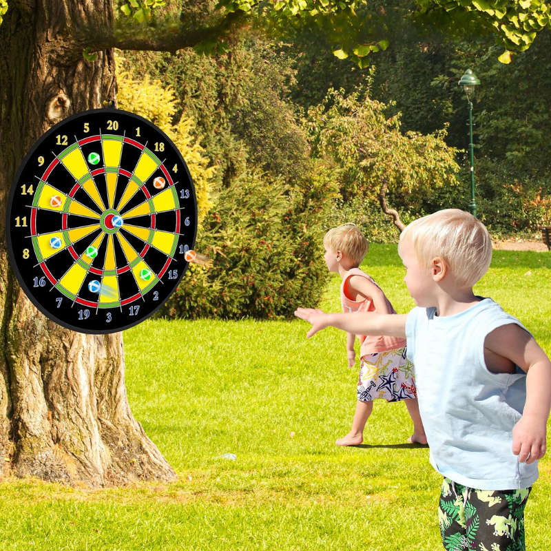 PlayTarget – Stort Barndartbrett med Klibende Darts Luvikno