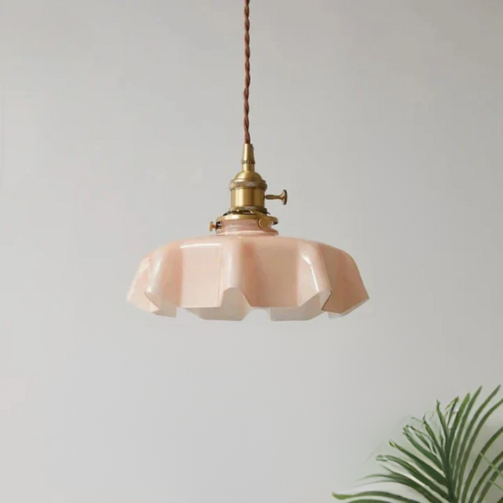 Messing pendellampe i fransk design – Elegant taklampe til stue | Luvikno
