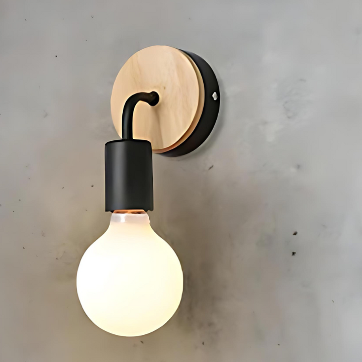 Nordisk vegglampe med lyspære - Tidøs belysning | Luvikno