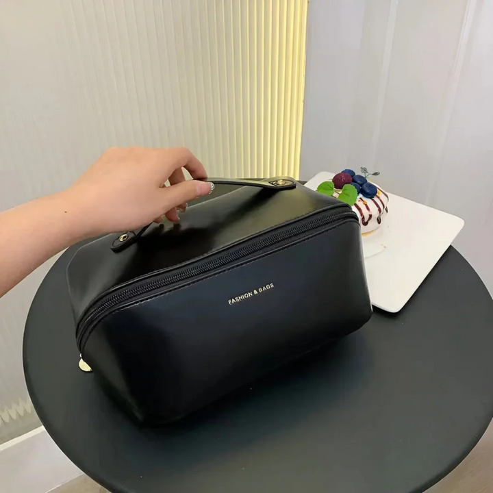 Vanntett kosmetikkveske - BeautyGuard | Luvikno