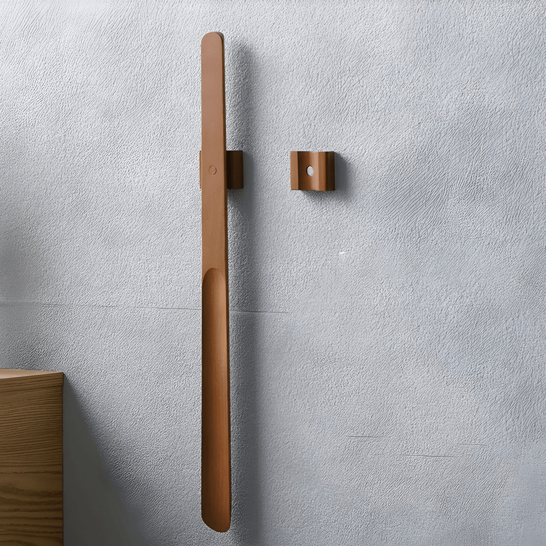 Langt Tresko Horn med Magnet og Veggholder 55 cm | Luvikno