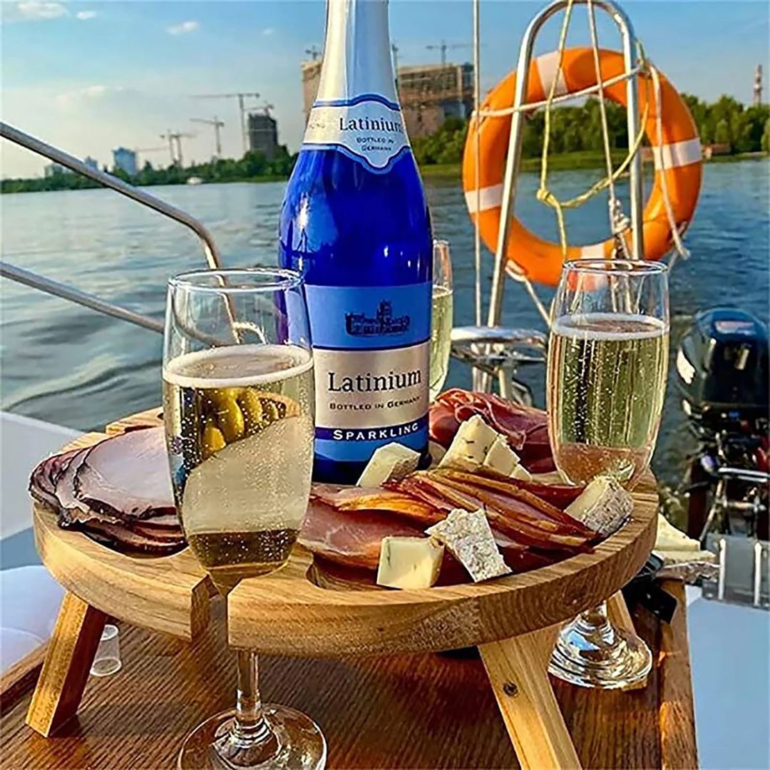 CheeseBoard Delights – Stylish Wooden Picnic Accessory Luvikno